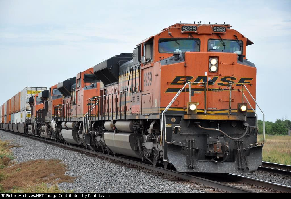 Intermodal cruises east